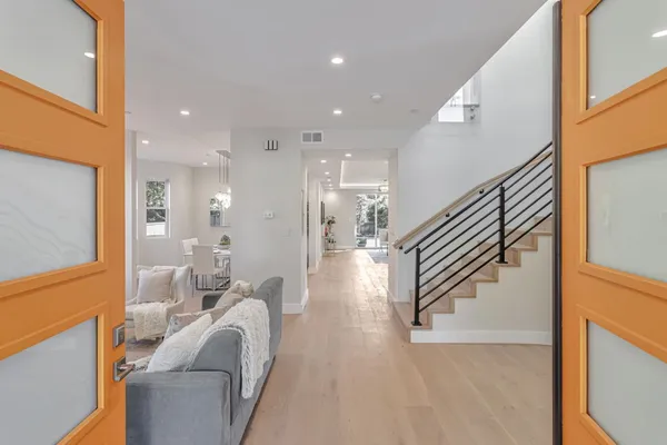 $2,499,000 | 1066 Larch Avenue, Moraga, CA 94556