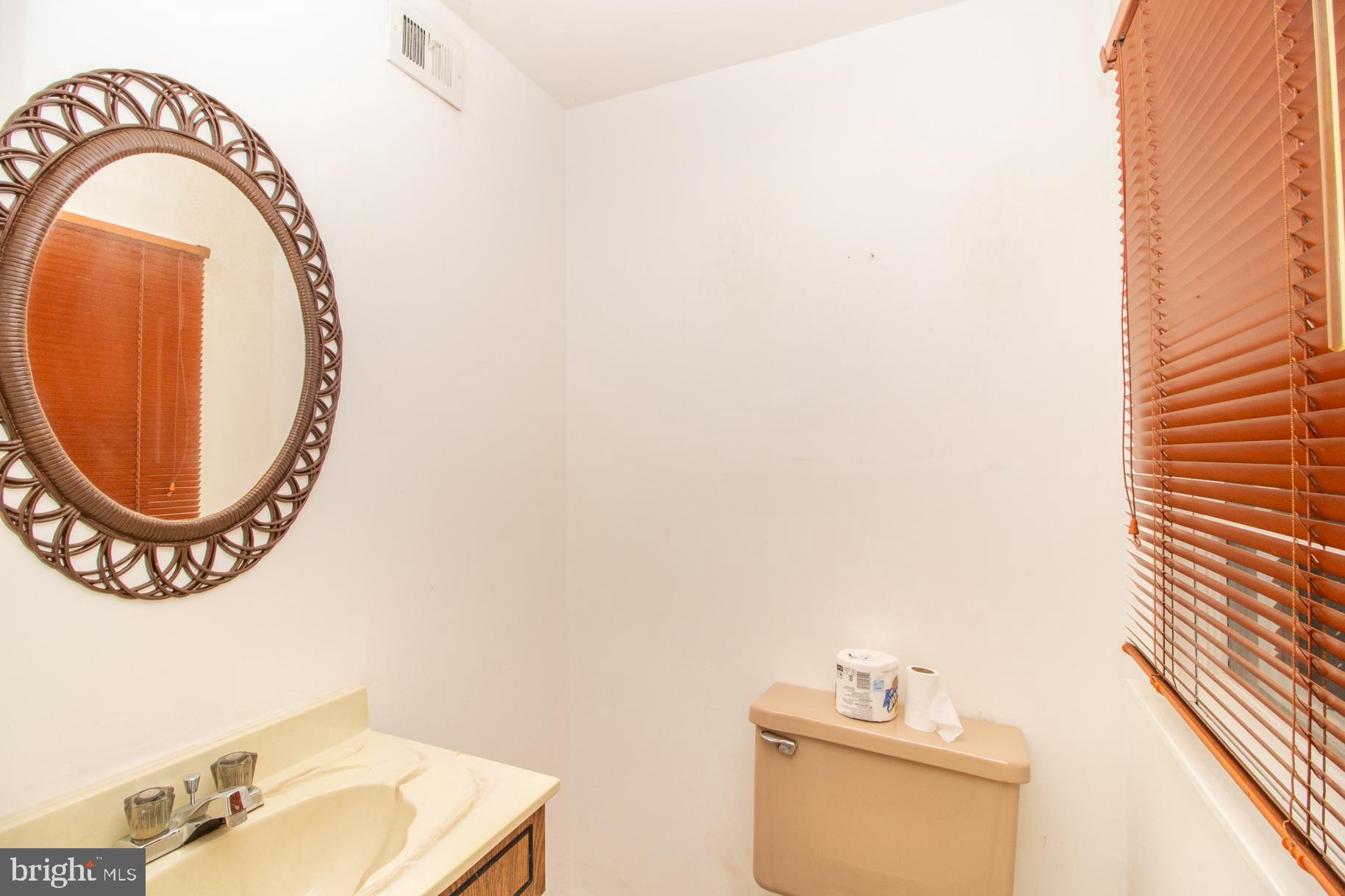 9951 Hardy Road Philadelphia, PA 19115 - Photo 14 of 22 Gallery Image 14