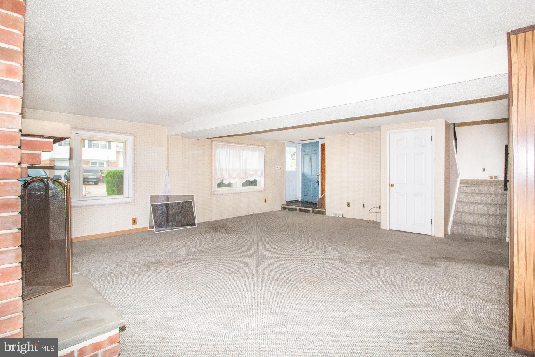 9951 Hardy Road Philadelphia, PA 19115 - Photo 15 of 22 Gallery Image 15