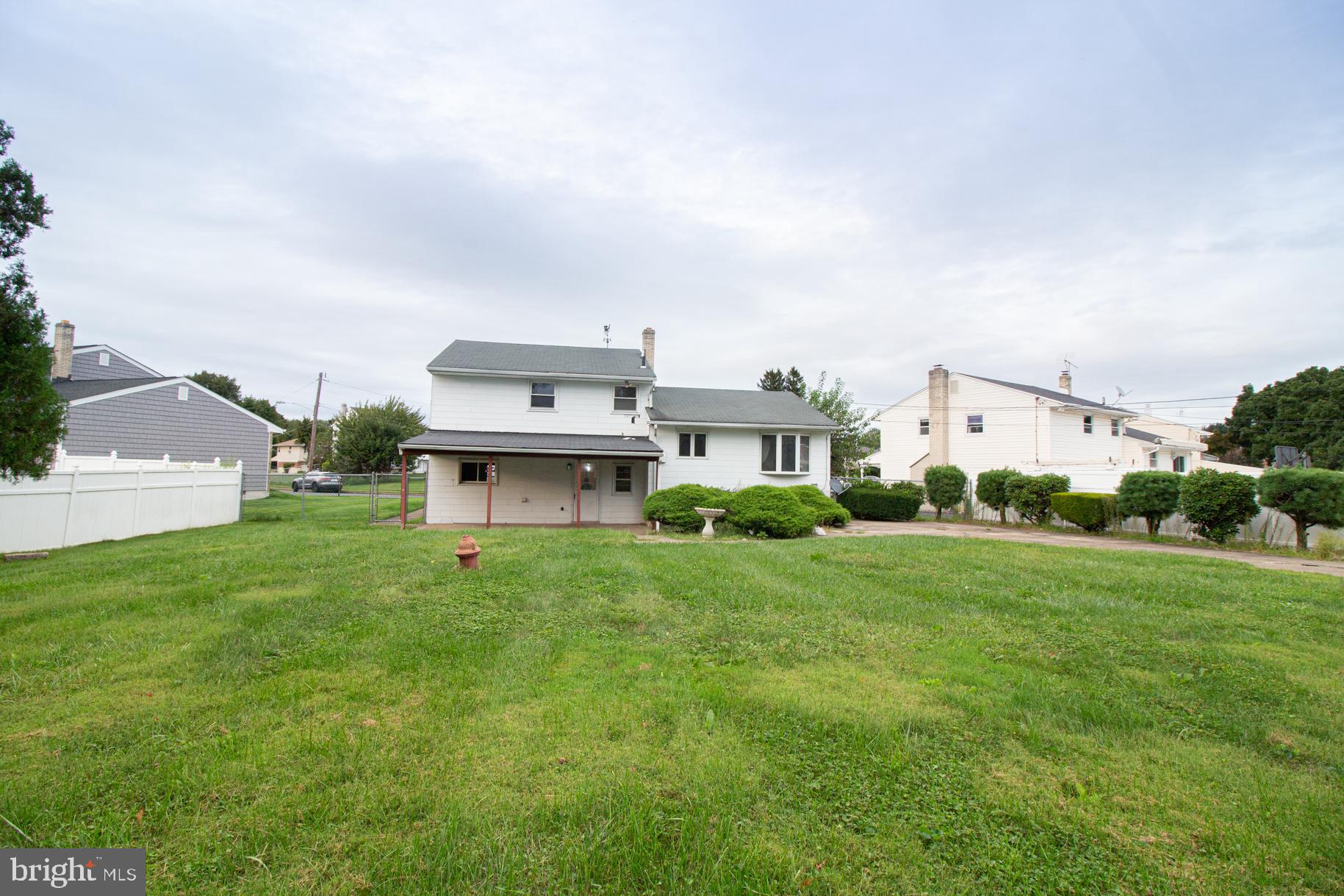 9951 Hardy Road Philadelphia, PA 19115 - Photo 19 of 22 Gallery Image 19