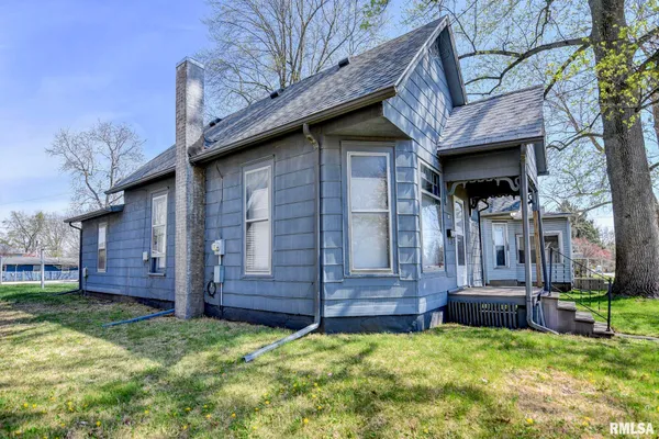 $85,000 | 803 East Park Street, Taylorville, IL 62568