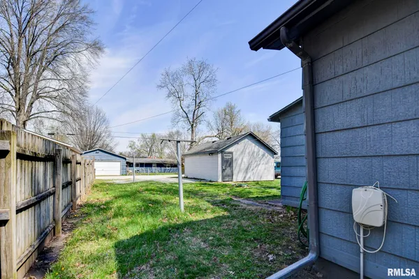 $85,000 | 803 East Park Street, Taylorville, IL 62568