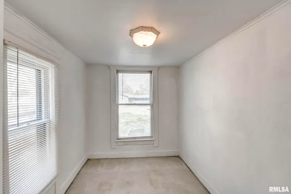 $85,000 | 803 East Park Street, Taylorville, IL 62568