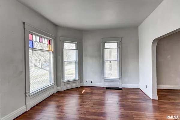 $85,000 | 803 East Park Street, Taylorville, IL 62568