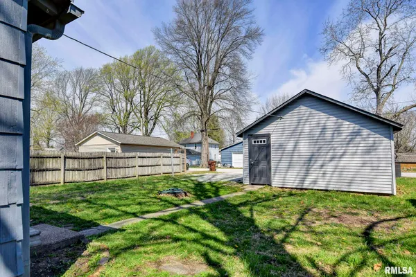 $85,000 | 803 East Park Street, Taylorville, IL 62568