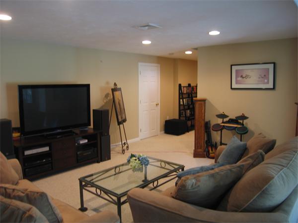 1 Warfield Road Mendon, MA 01756 - Photo 26 of 30 Gallery Image 26