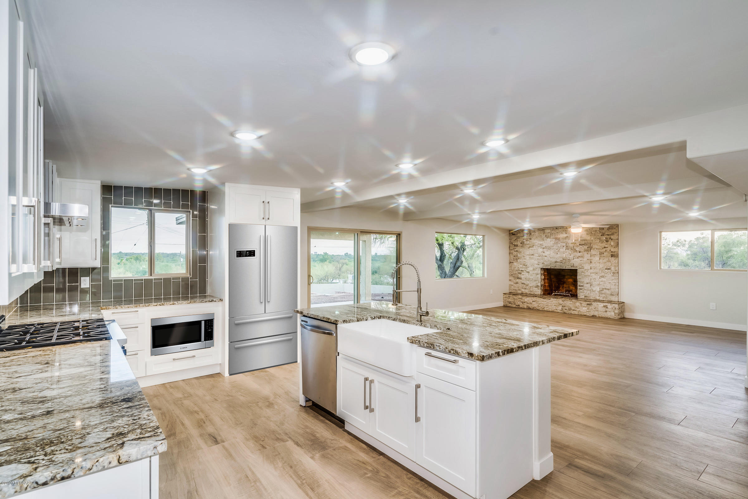 6870 East River Road Tucson, AZ 85750 - Photo 1 of 50 Gallery Image 1