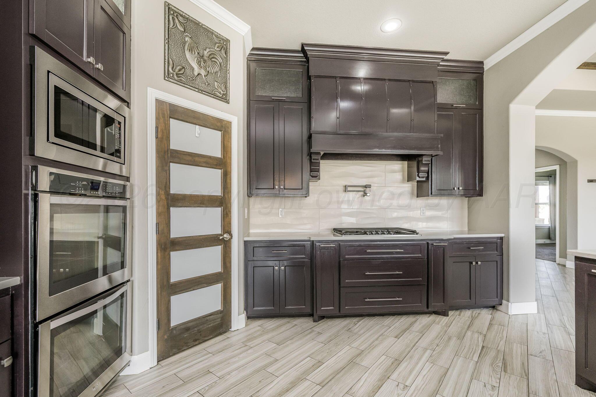 15351 Let It Be Amarillo, TX 79119 - Photo 10 of 47 Double Ovens/Microwave