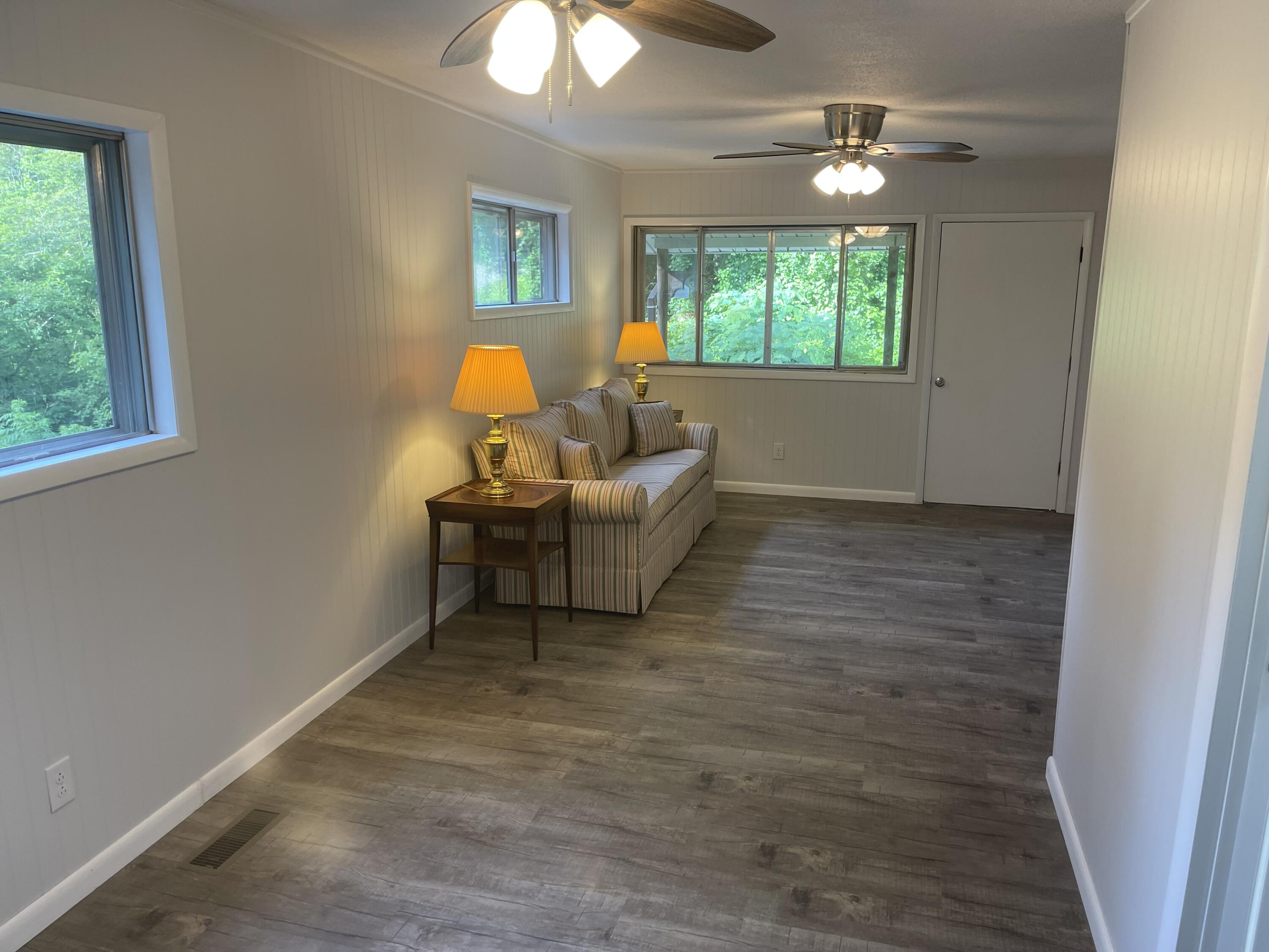 25 Cash Road Jasper, TN 37347 - Photo 8 of 17 IMG_5715