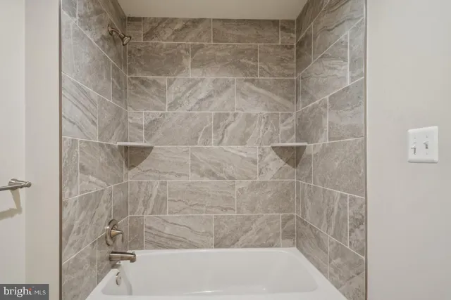 $705,790 | 1714 Botanical Court, Unit 23, Sykesville, MD 21784