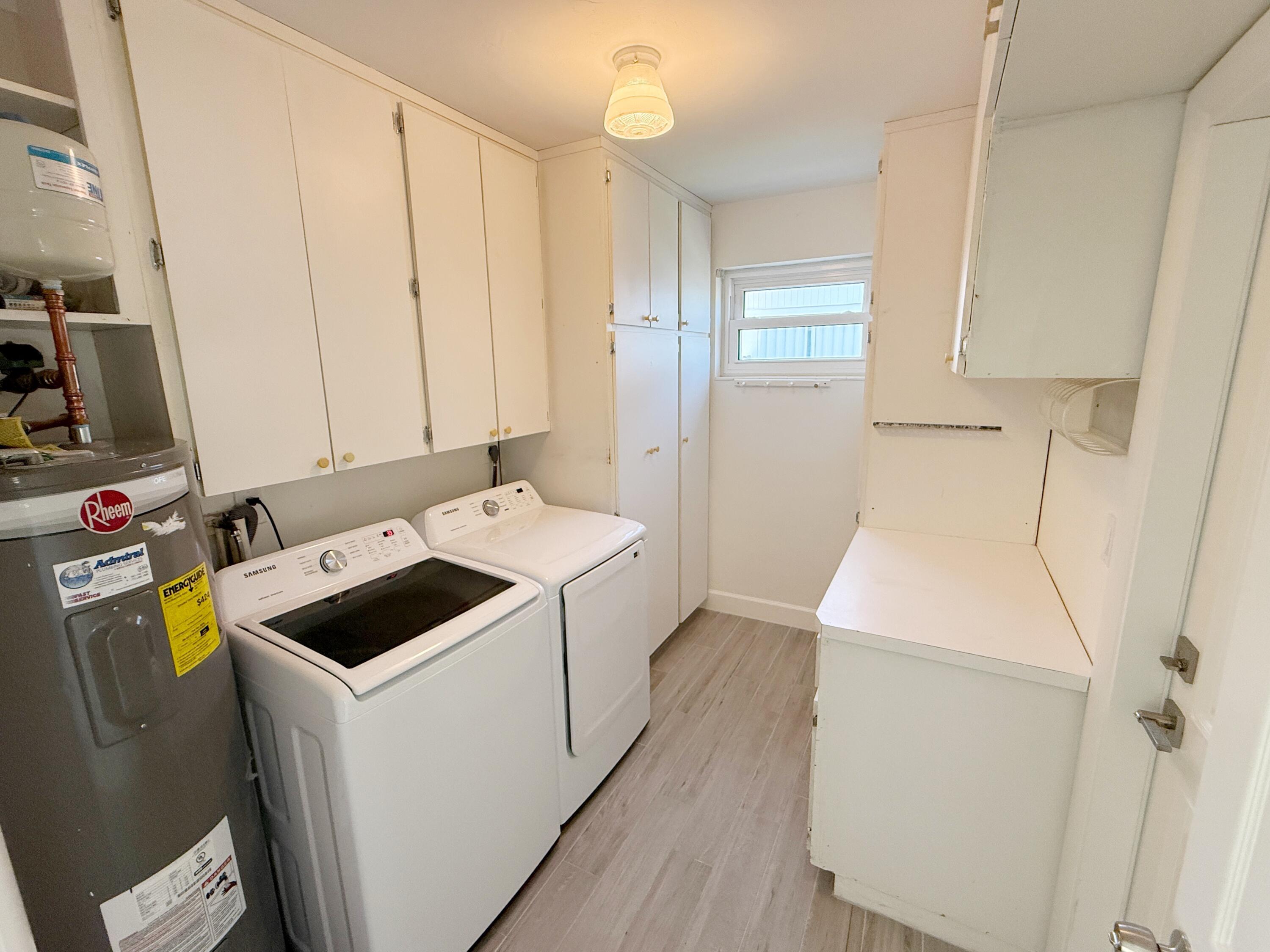 16 Ridgewood Circle Tequesta, FL 33469 - Photo 18 of 25 Utility Room