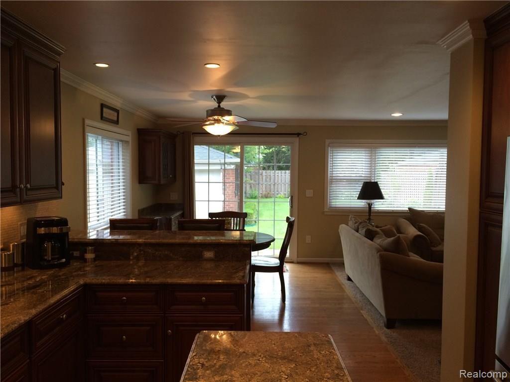 1378 Audubon Road Grosse Pointe, MI 48230 - Photo 27 of 60 IMG_1678.JPG