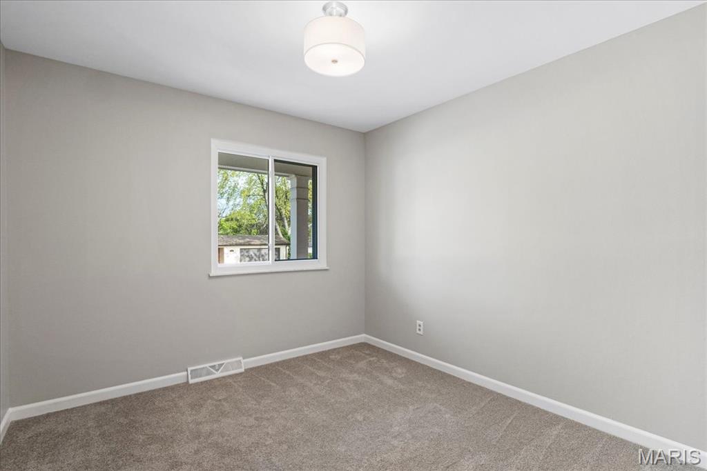 321 Roanoke Drive Belleville, IL 62221 - Photo 16 of 30