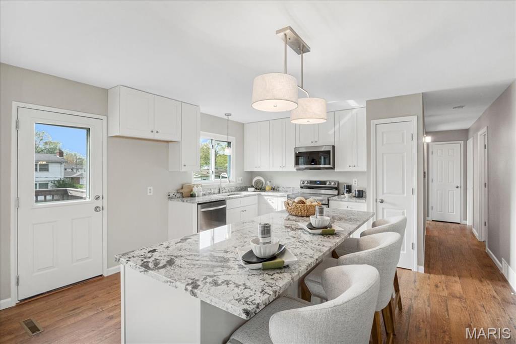 321 Roanoke Drive Belleville, IL 62221 - Photo 9 of 30