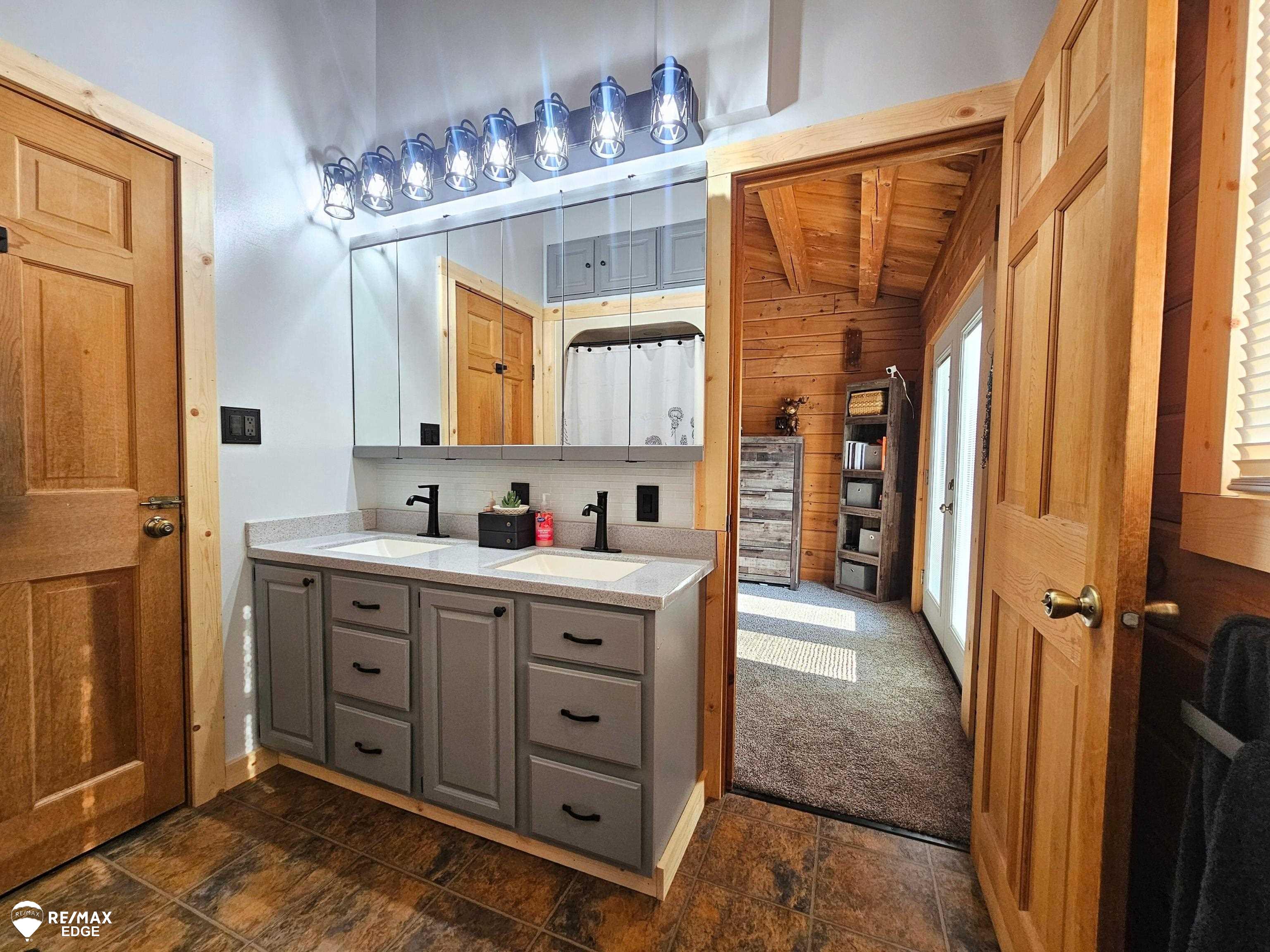 3524 Herd Road Metamora, MI 48455 - Photo 25 of 57 2nd Floor BathDoorToMaste