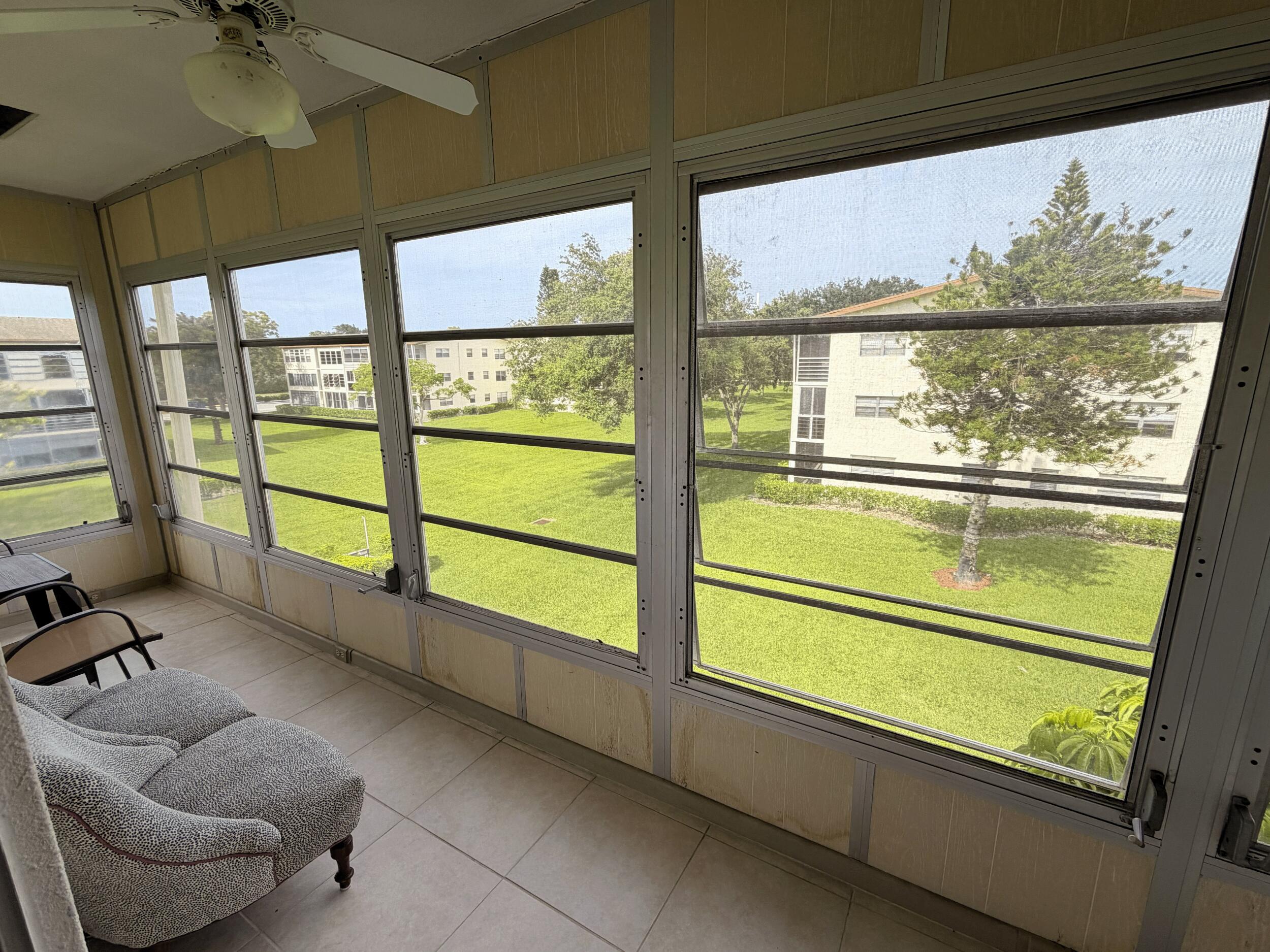 375 Mansfield I Boca Raton, FL 33434 - Photo 7 of 15 patio