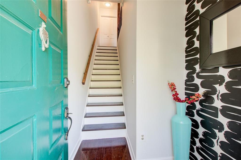 508 Wynnes Ridge Circle Southeast Marietta, GA 30067 - Photo 3 of 40