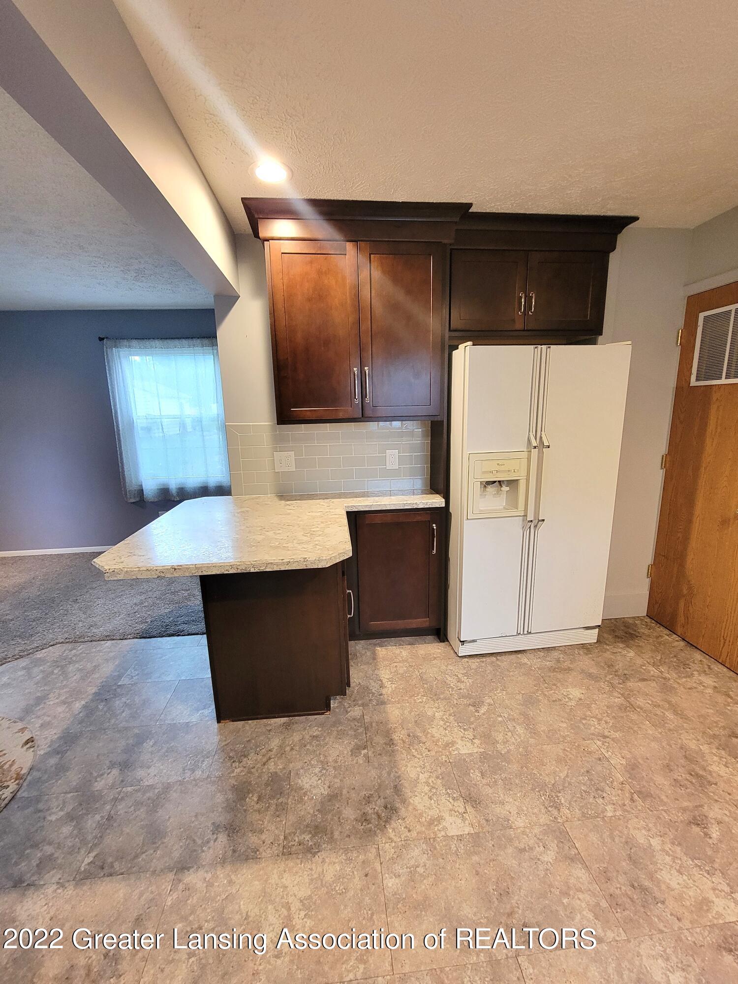 4293 Keller Road Holt, MI 48842 - Photo 14 of 37 20220924_094446