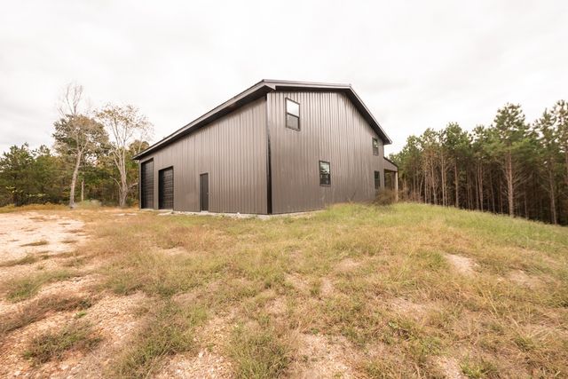 $259,999 | 190 Pine Tree Drive, Parsons, TN 38363