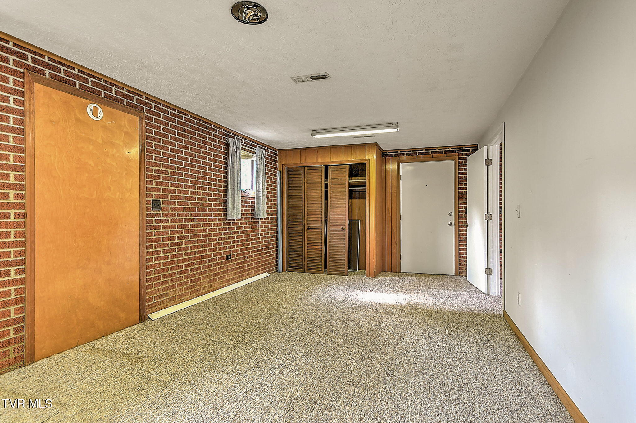 108 Broadview Street Kingsport, TN 37665 - Photo 25 of 35 31-web-or-mls-108 Broadview GUnit-32