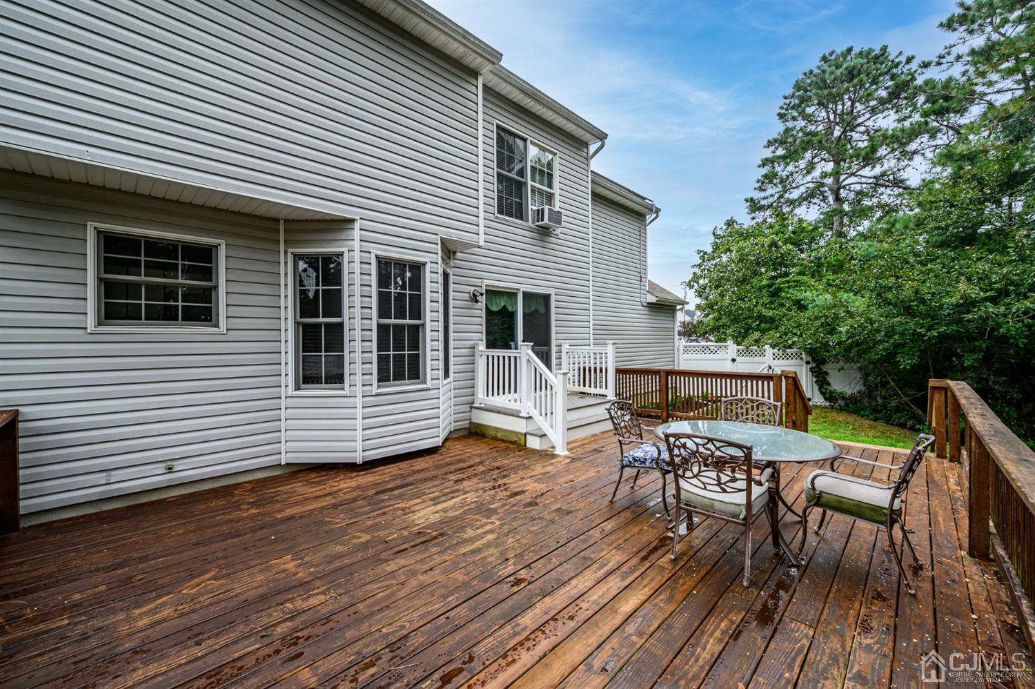 373 Yeoman Road Manahawkin, NJ 08050 - Photo 27 of 33 Gallery Image 27