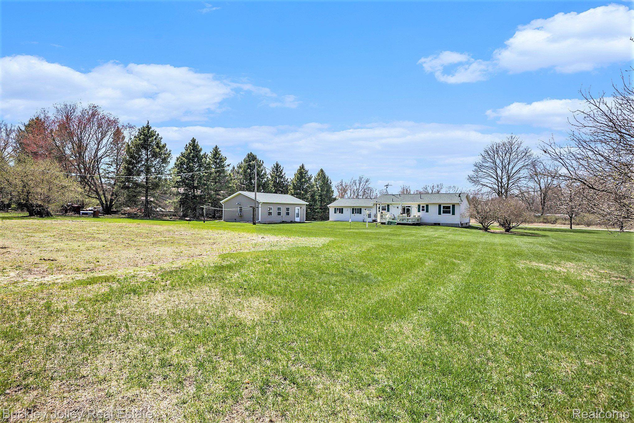 5239 South Bull Run Road Gregory, MI 48137 - Photo 20 of 22 Private Yard