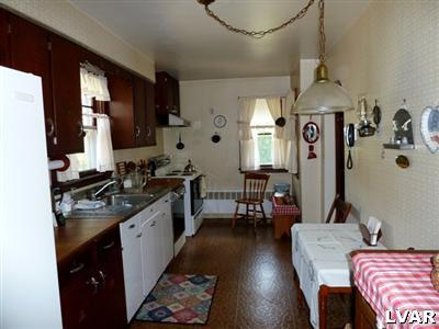 2191 Wassergass Road Hellertown, PA 18055 - Photo 3 of 13 Gallery Image 3