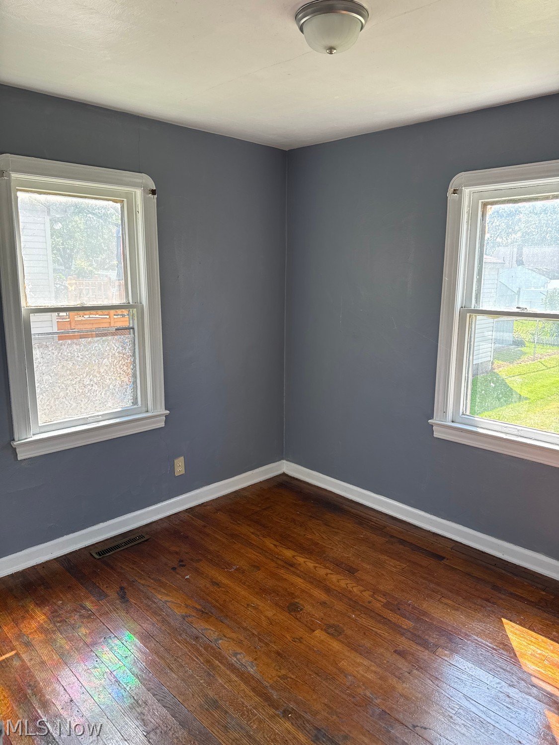 473 Robinson Road Campbell, OH 44405 - Photo 8 of 16 Gallery Image 8