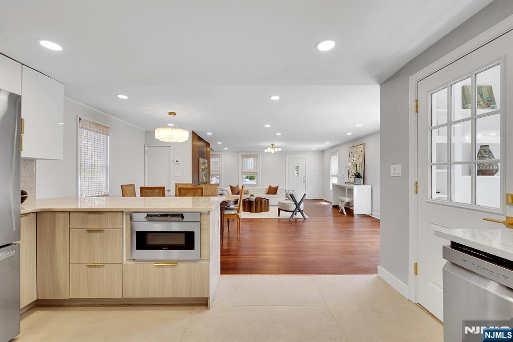 25 Riverview Avenue Rutherford, NJ 07070 - Photo 25 of 50