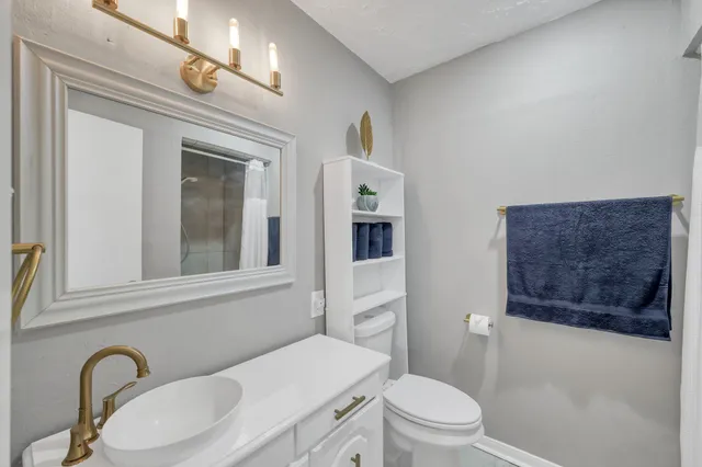 $200,000 | 392 Timber Bay Drive, Trinity, TX 75862