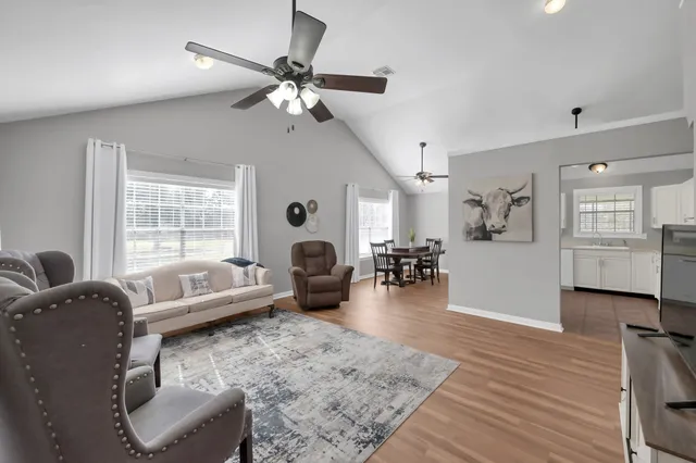 $200,000 | 392 Timber Bay Drive, Trinity, TX 75862