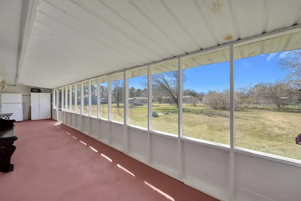 $200,000 | 392 Timber Bay Drive, Trinity, TX 75862