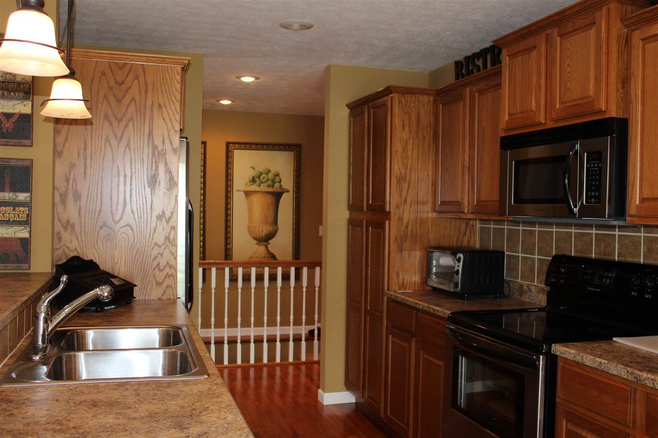 3723 Tunnelton Road Bedford, IN 47421 - Photo 11 of 27 Gallery Image 11