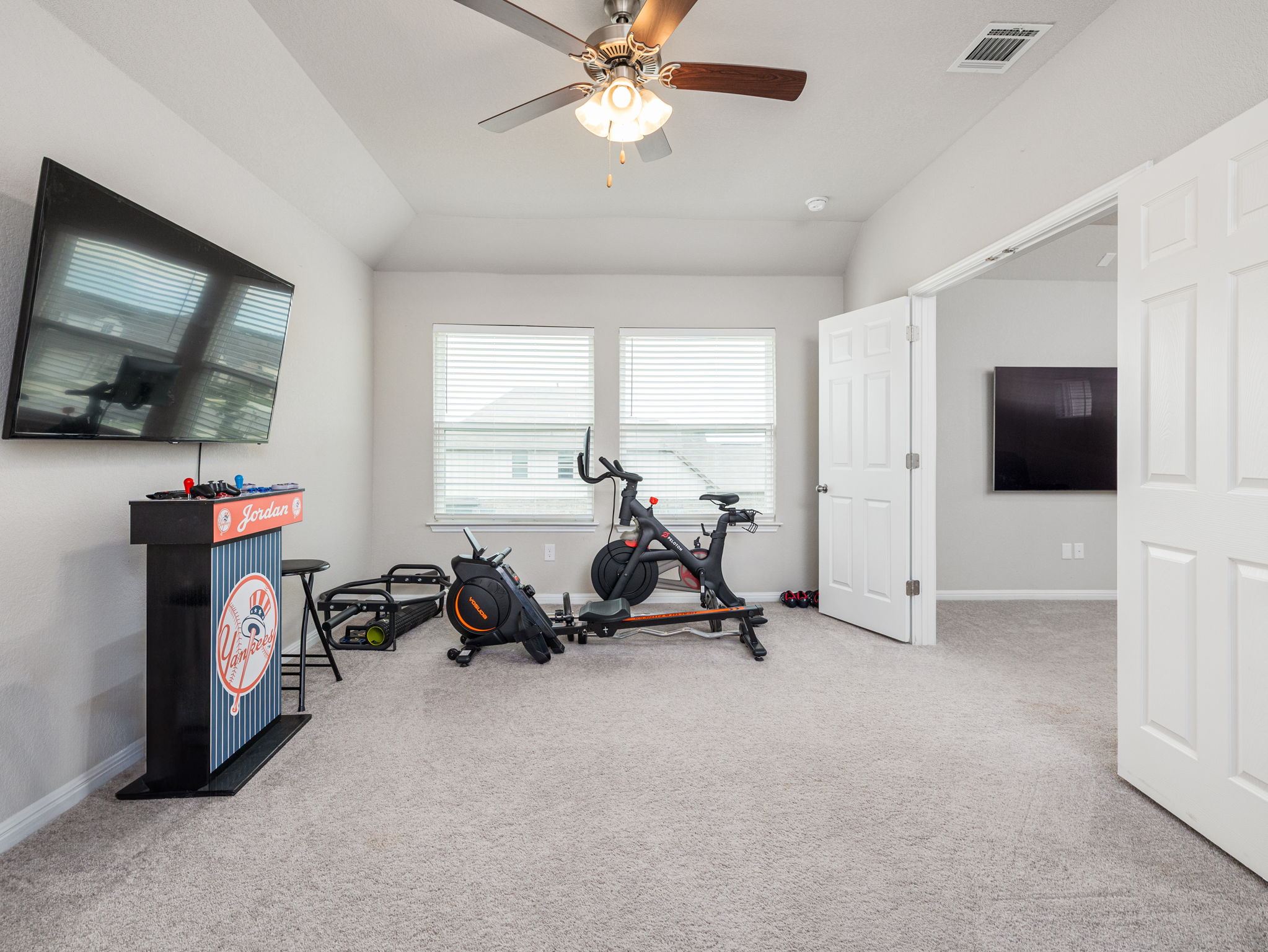 453 Arrowhead Vine Street Leander, TX 78641 - Photo 16 of 34