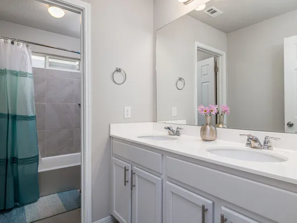 $500,000 | 453 Arrowhead Vine Street, Leander, TX 78641