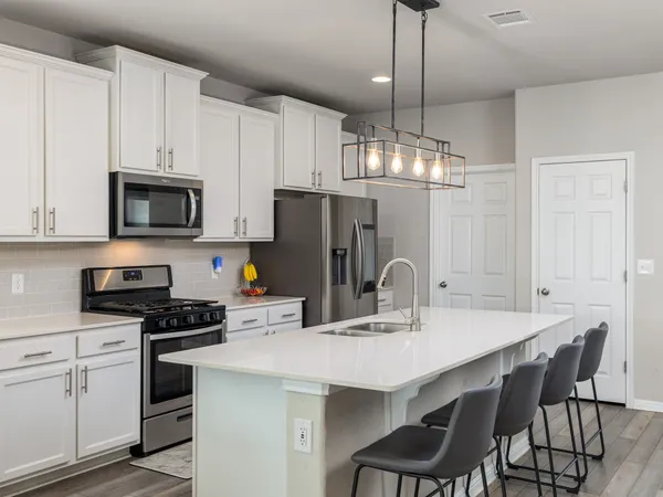 $500,000 | 453 Arrowhead Vine Street, Leander, TX 78641