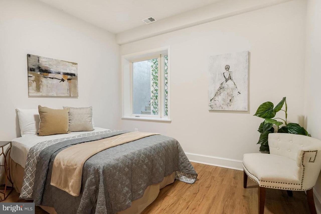 1311 Spring Road Northwest, Unit 1 Washington, DC 20010 - Photo 19 of 23