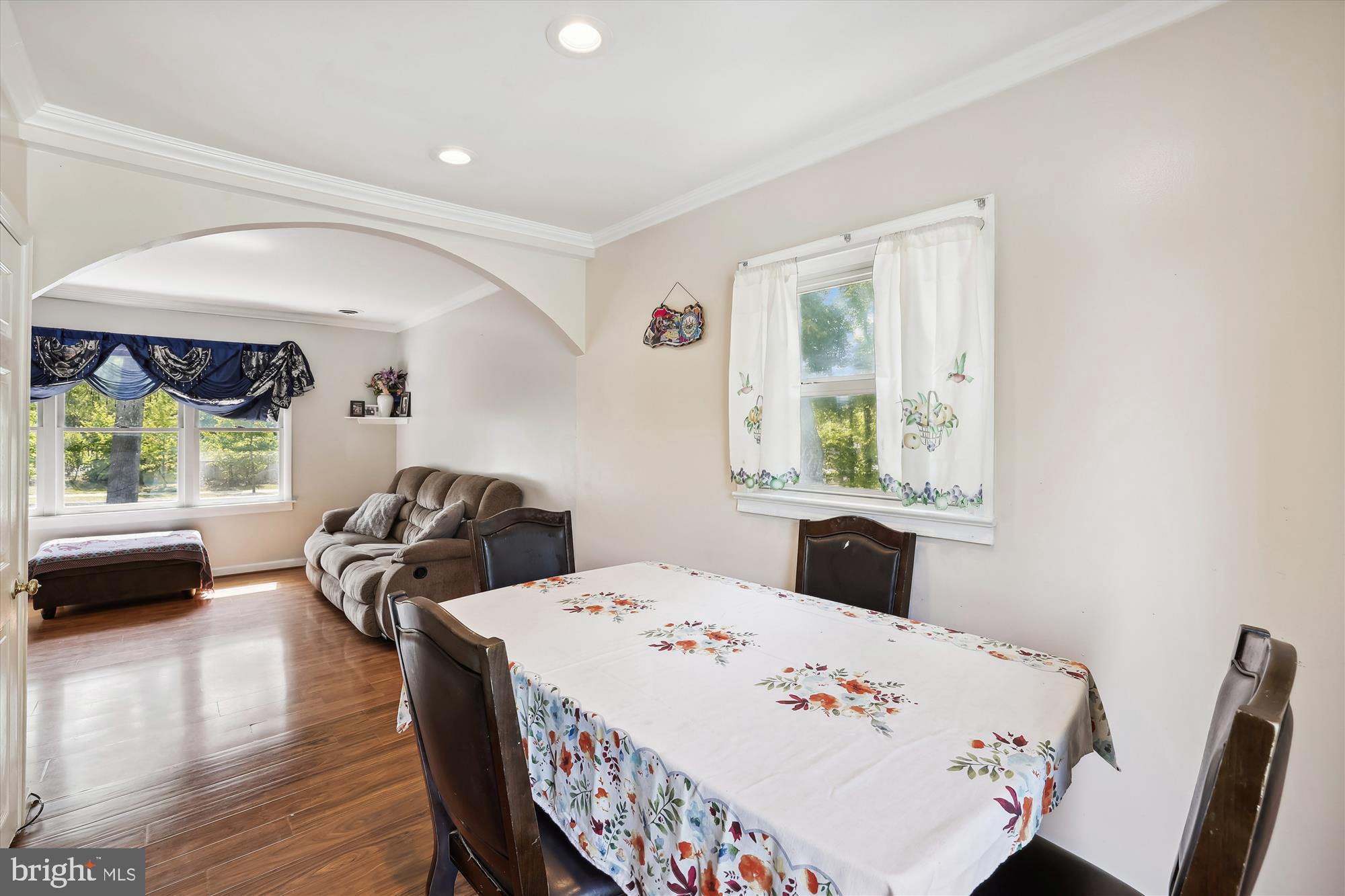 6818 Cipriano Road Lanham, MD 20706 - Photo 8 of 36 Gallery Image 8