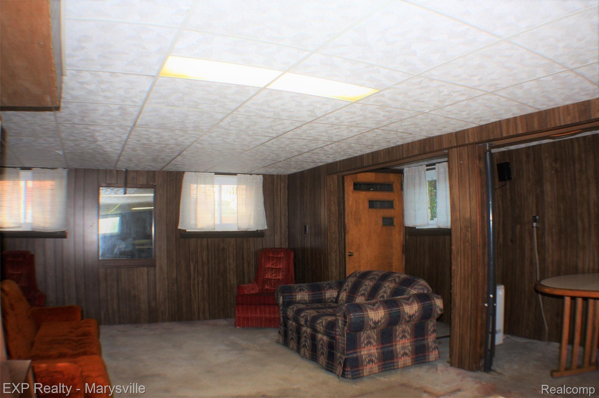 4204 Lapeer Road Port Huron, MI 48060 - Photo 38 of 40 IMG_0343 (2).JPG