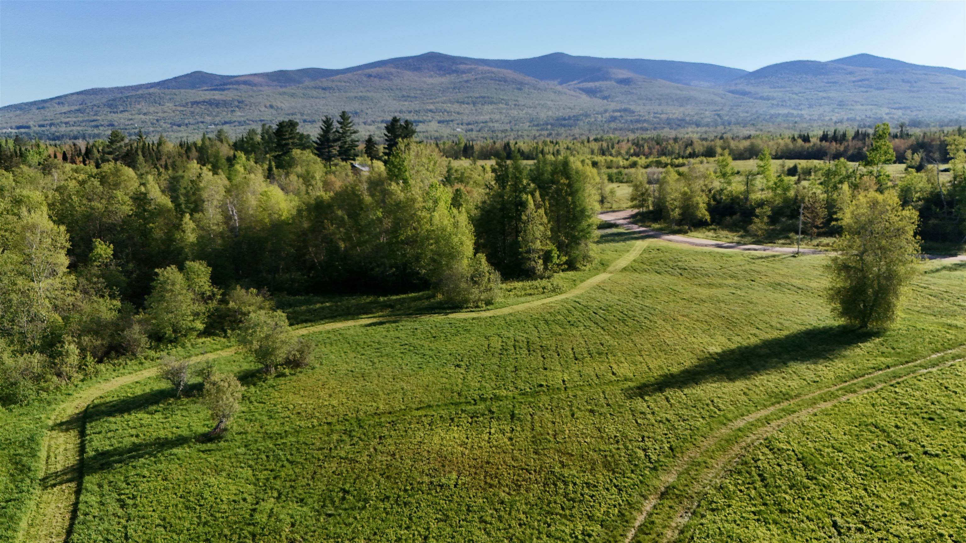 69 Casey Lane Jefferson, NH 03583 - Photo 4 of 43