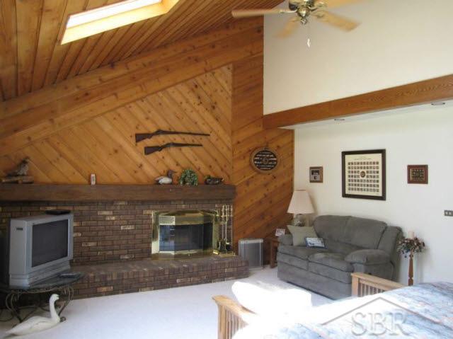 4588 North Raucholz Road Hemlock, MI 48626 - Photo 13 of 28 20361990-12.JPG