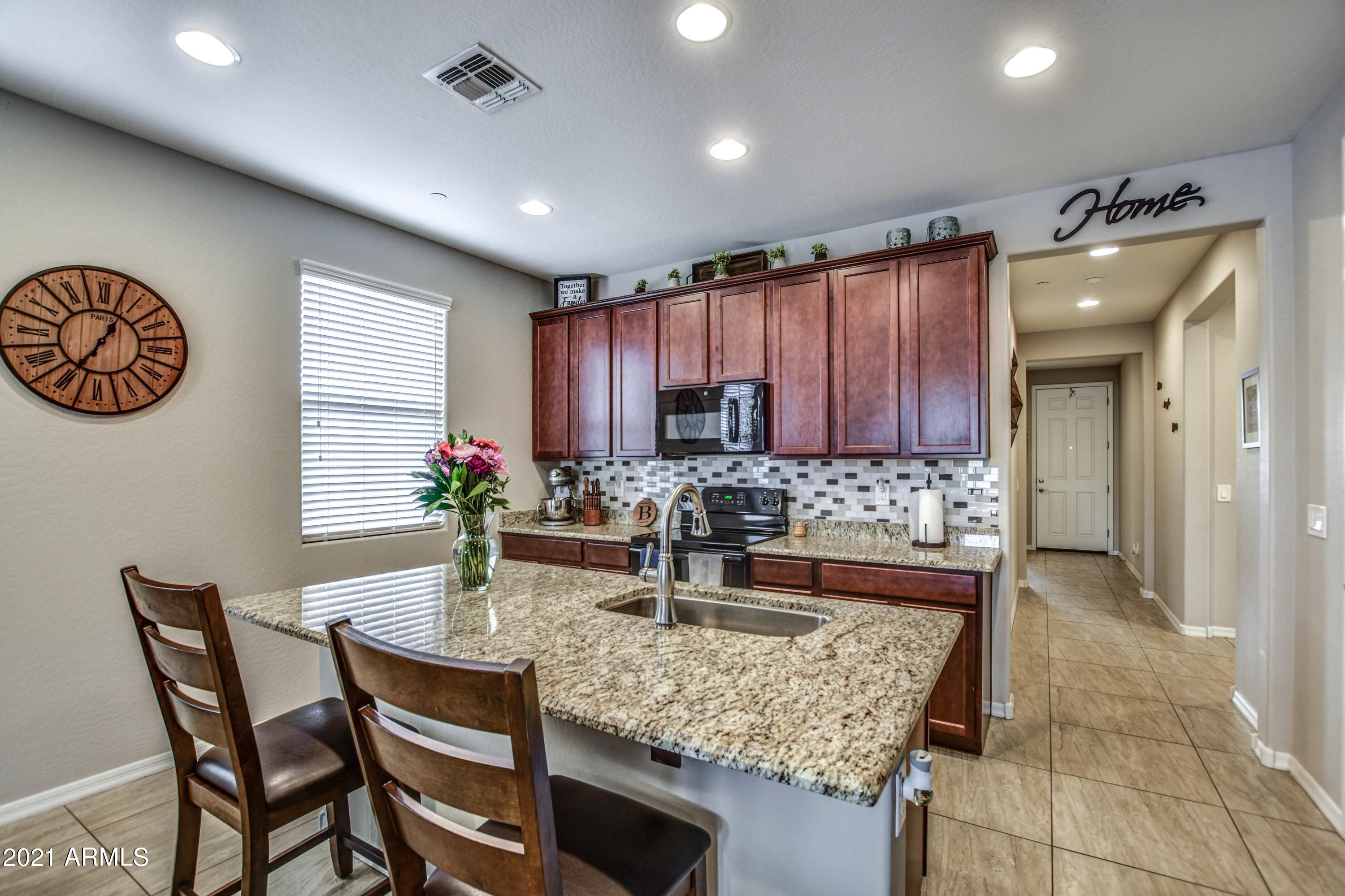 21234 West Eaton Road Buckeye, AZ 85396 - Photo 9 of 41 Gallery Image 9