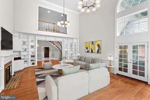 $2,550,000 | 190 Falcon Ridge Road, Great Falls, VA 22066