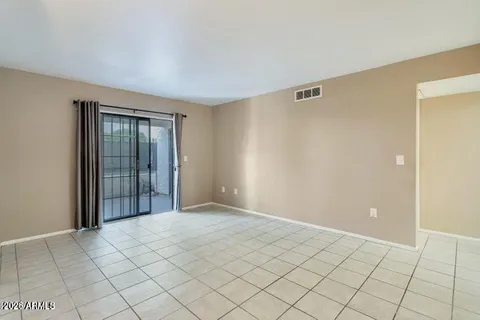 $145,000 | 3119 West Cochise Drive, Unit 136, Phoenix, AZ 85051