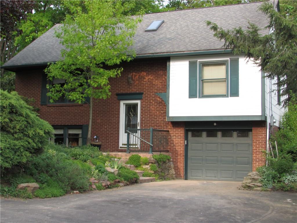 693 Blue Ridge Drive Pittsburgh, PA 15239 - Photo 1 of 36 Gallery Image 1