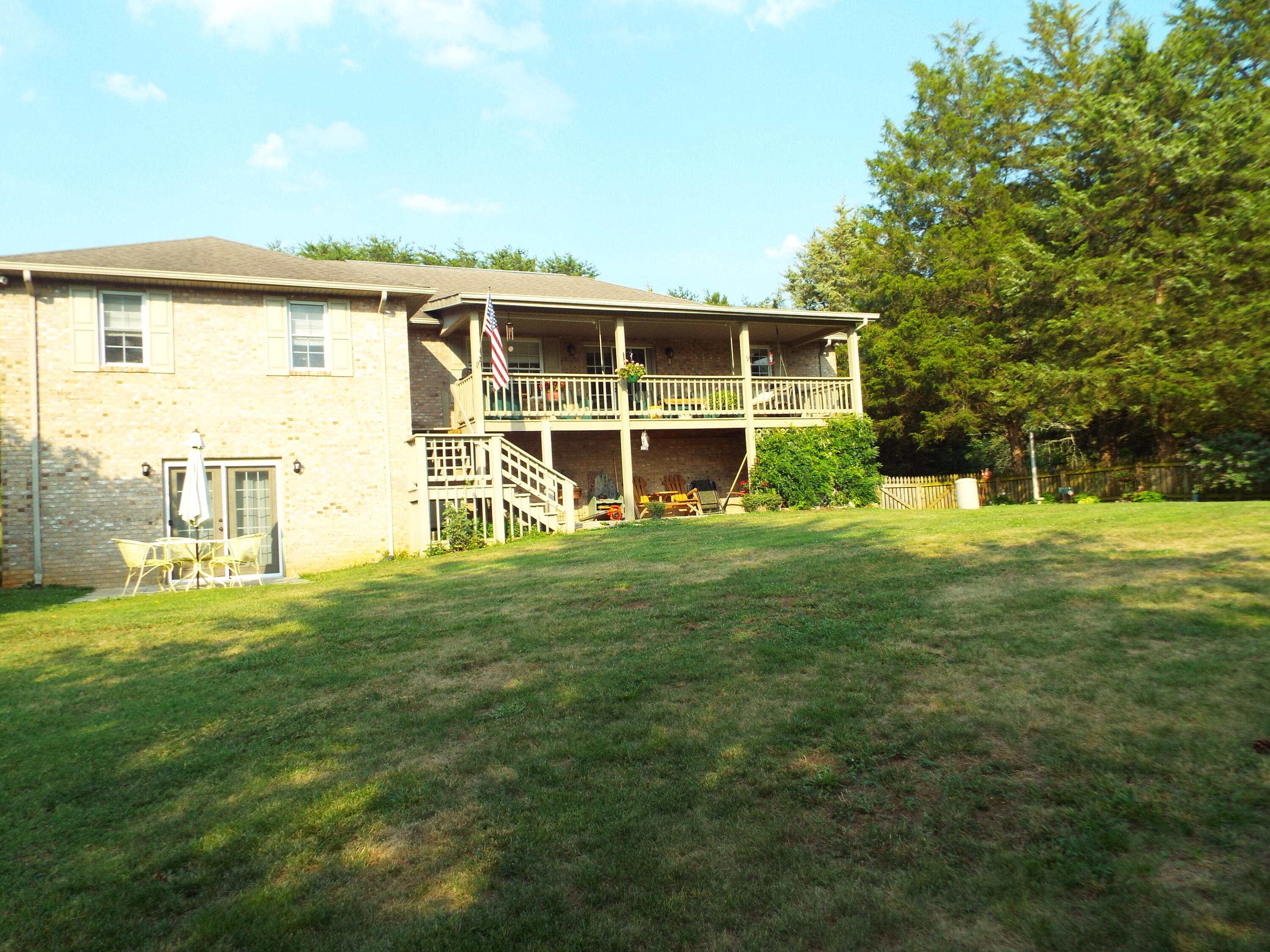 394 Huntsman Lane Bean Station, TN 37708 - Photo 15 of 36 9F389C6D-8D74-4BBE-8A47-9FB3BC487F42