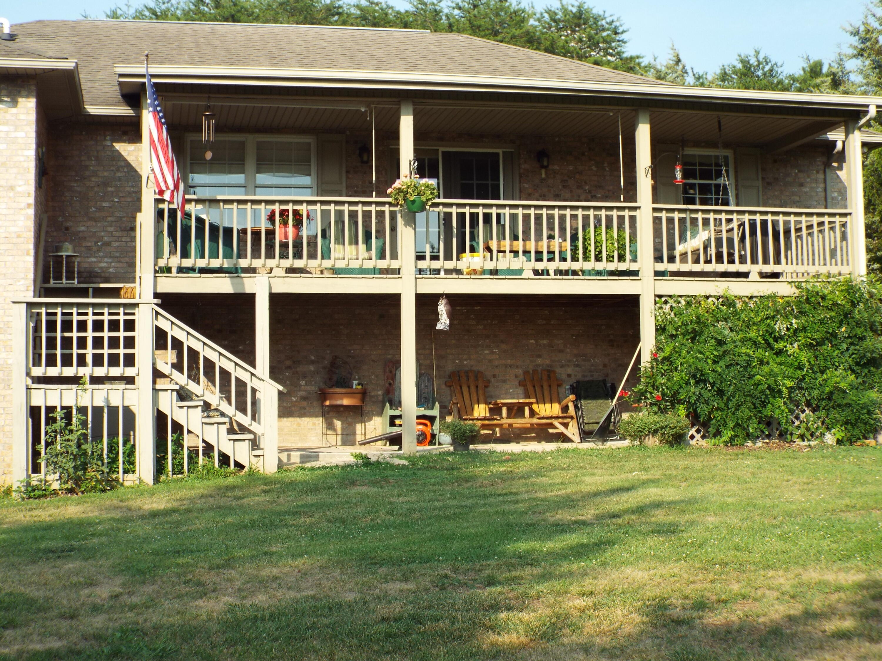 394 Huntsman Lane Bean Station, TN 37708 - Photo 16 of 36 E668B953-50A9-40C6-AF17-EA2A42DFAB1E