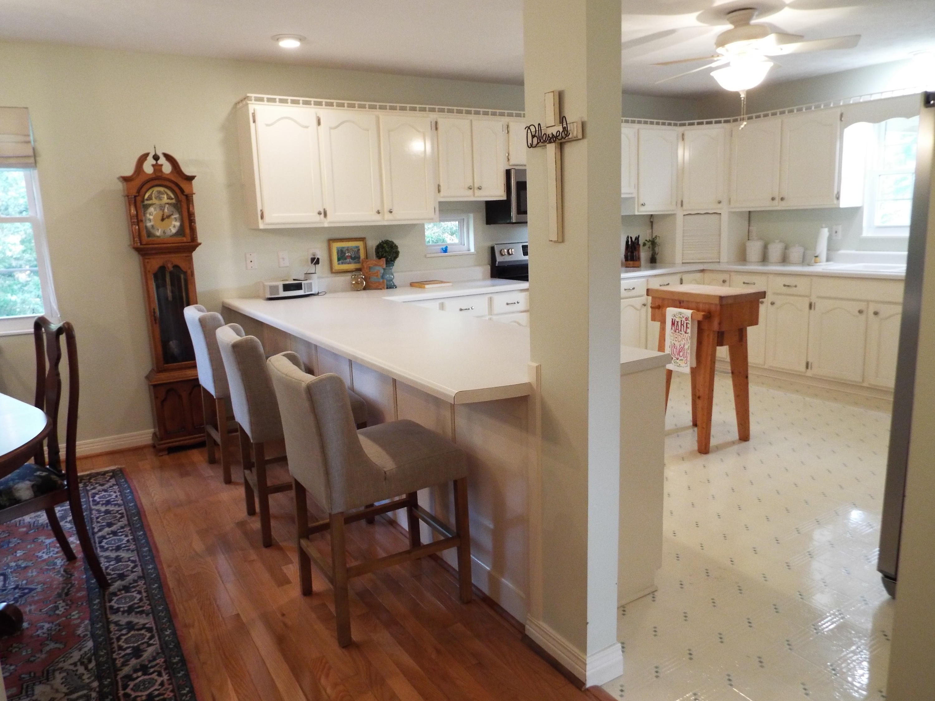 394 Huntsman Lane Bean Station, TN 37708 - Photo 3 of 36 ED3F85DE-9F95-4376-9E43-0AD4F1A2E1D9