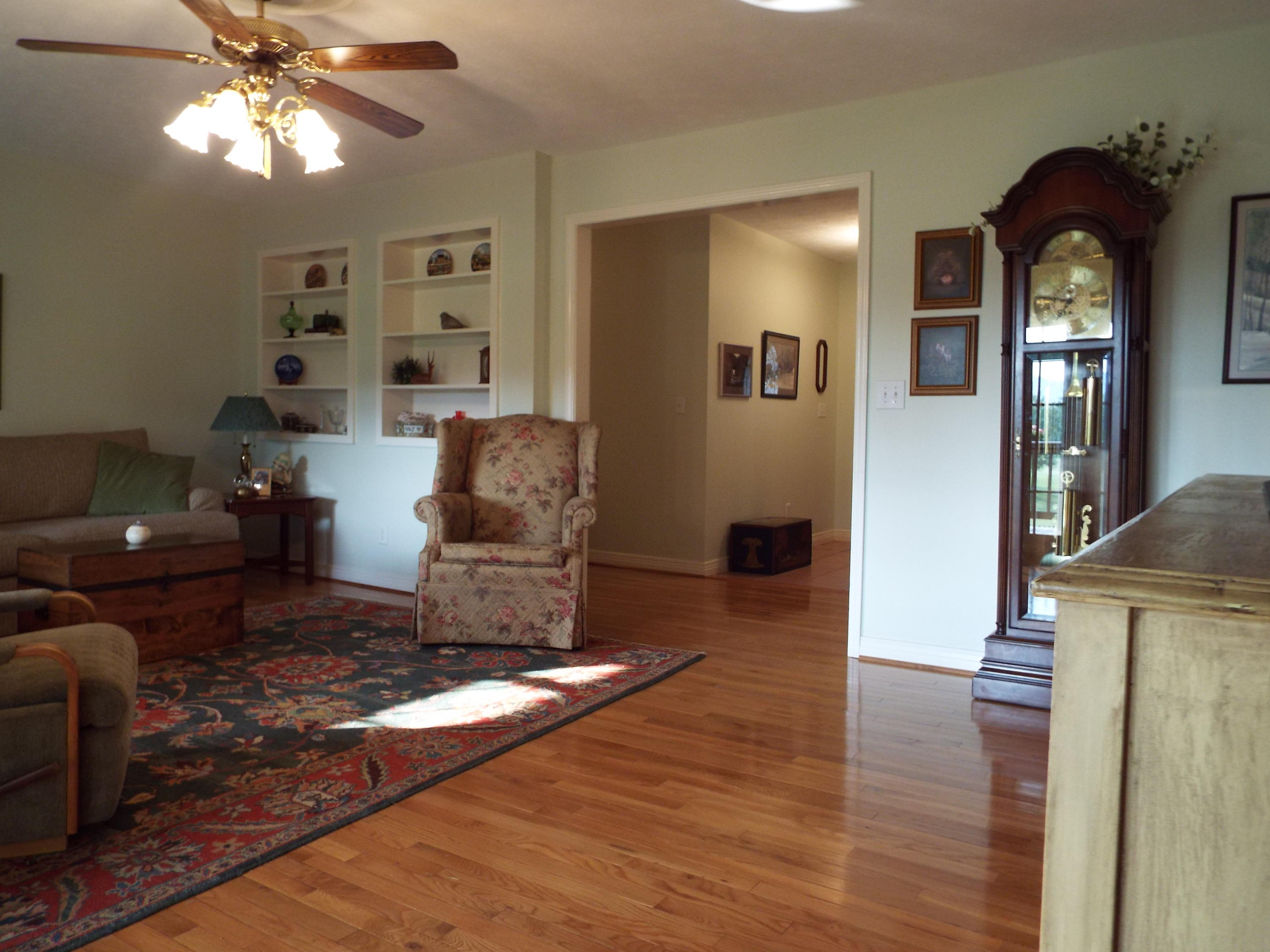 394 Huntsman Lane Bean Station, TN 37708 - Photo 7 of 36 6FC1DA82-749A-4FC6-AD9E-D203281BB4E2