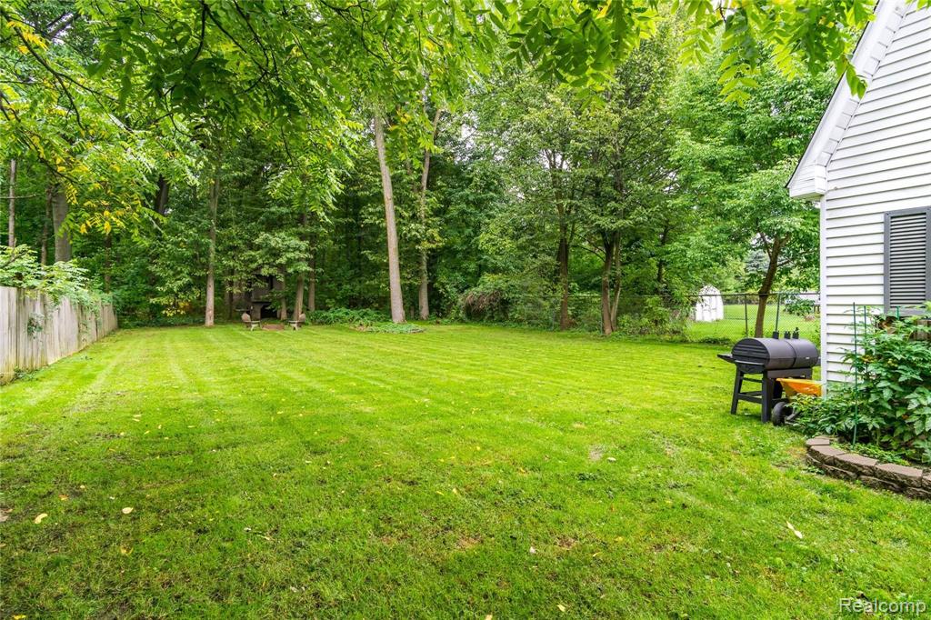 13126 Torrey Road Fenton, MI 48430 - Photo 39 of 40